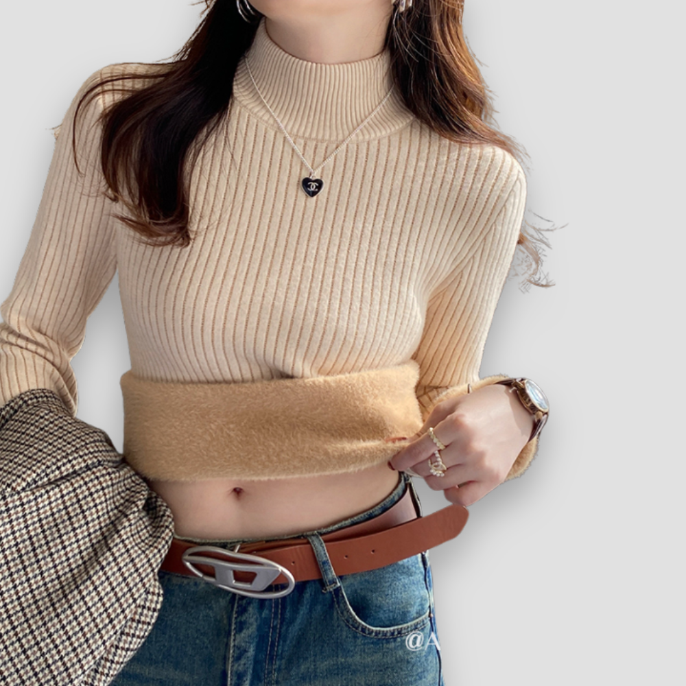 Badhie | Women’s Ribbed Turtleneck Sweater with Faux Fur Cuffs