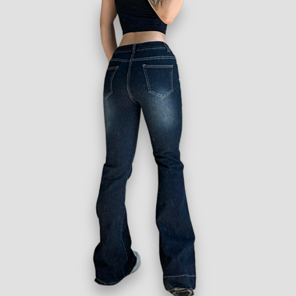 Badhie | Women's Vintage Low Rise Flared Jeans