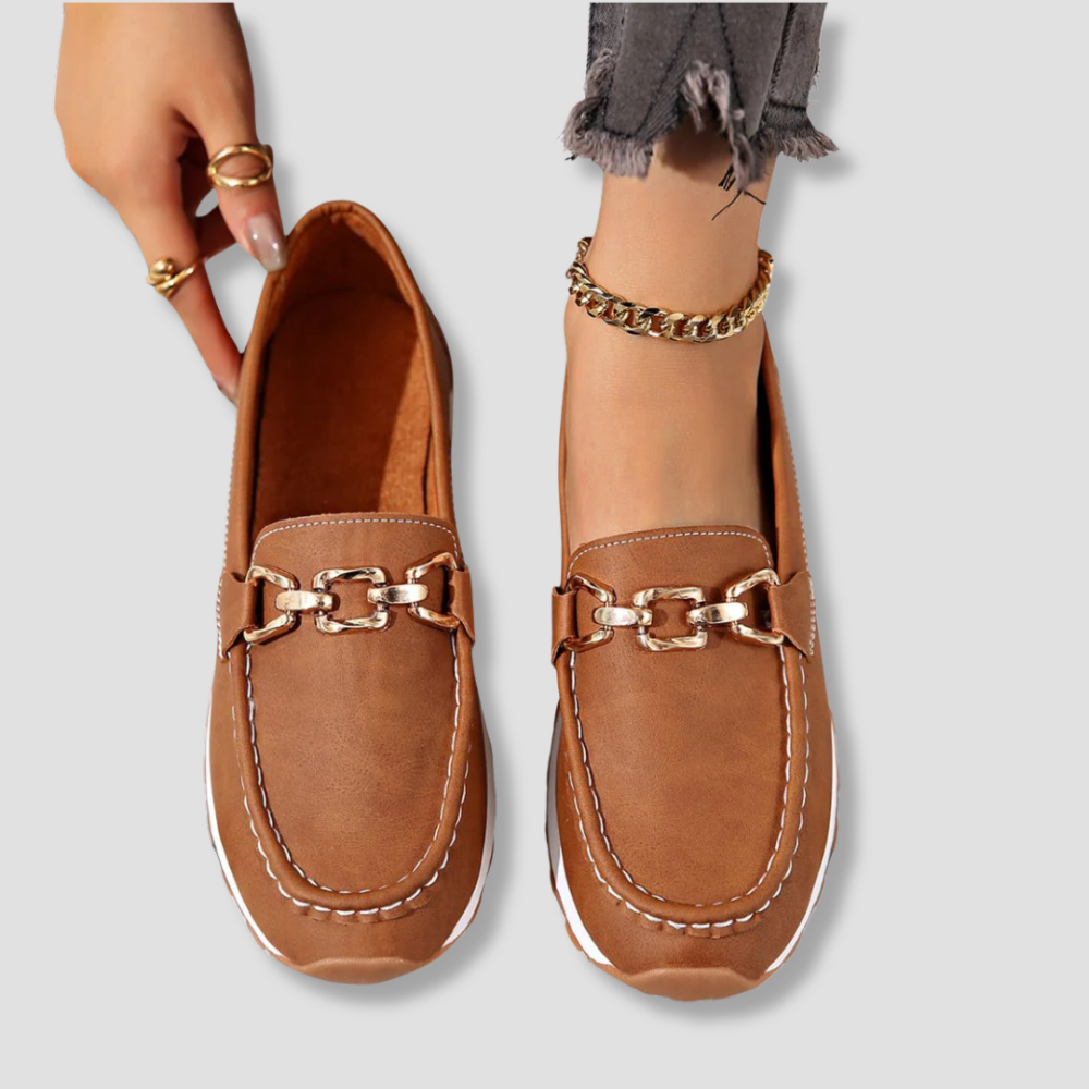 Badhie | Women’s Chic Chain-Link Loafers