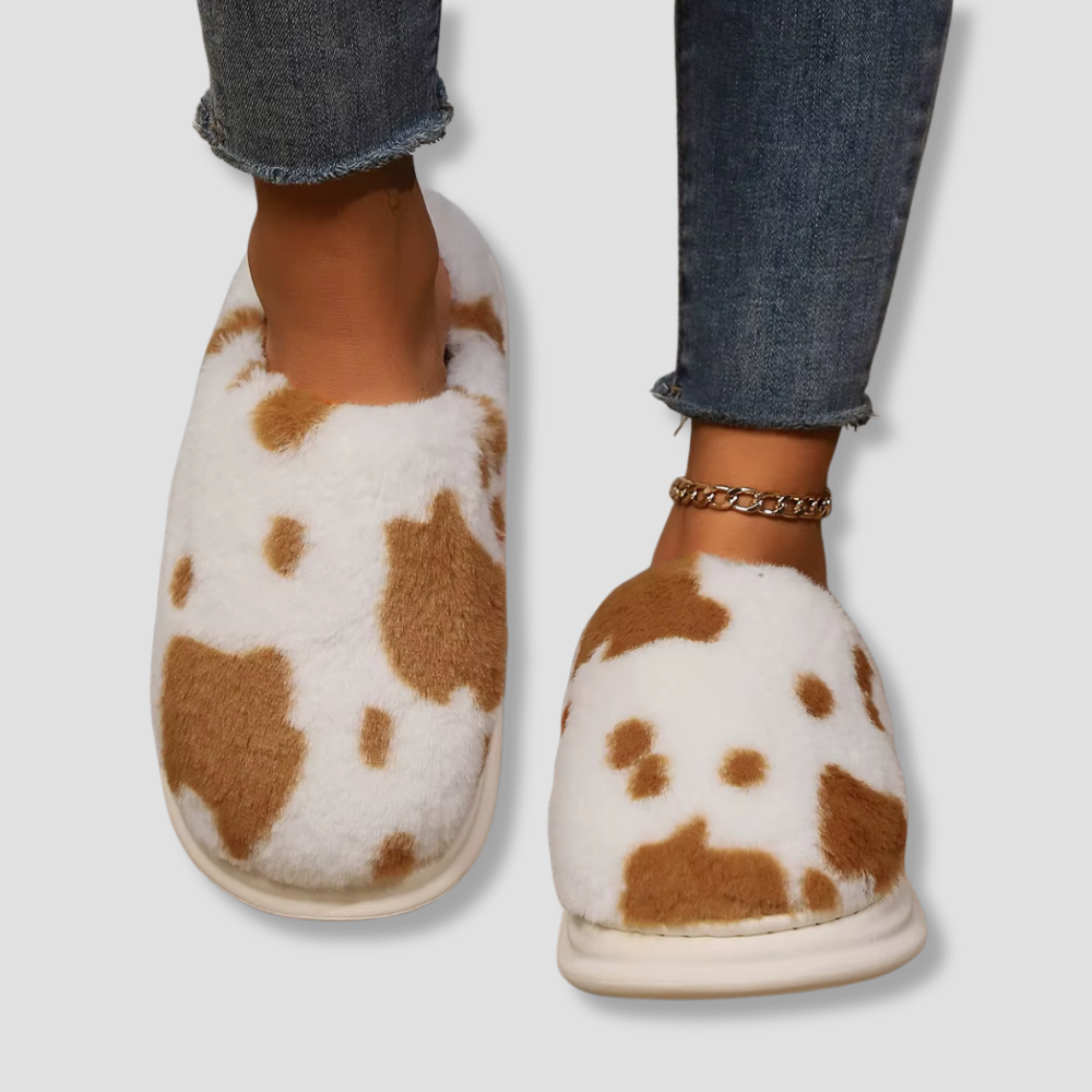 Badhie | Women’s Plush Cow-Print House Slippers