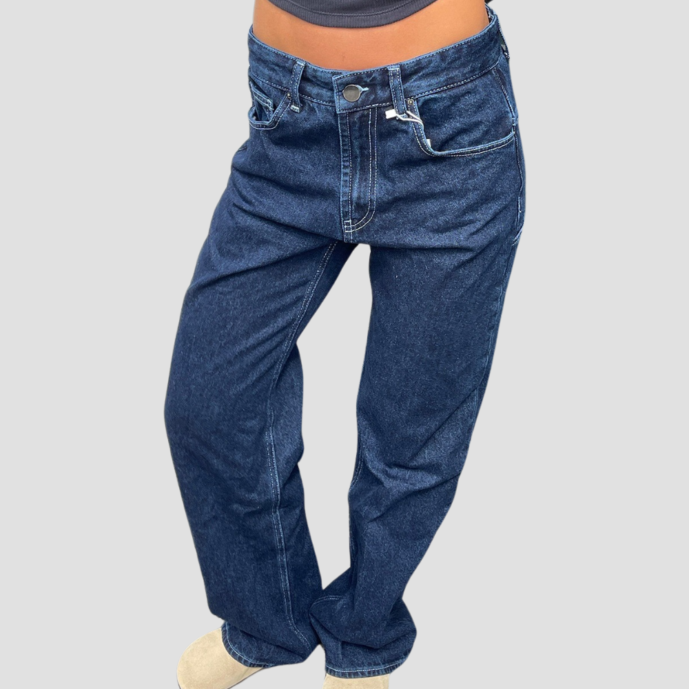 Badhie | Women's Star Patch Straight-Leg Jeans