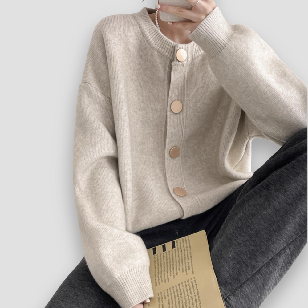 Badhie | Women’s Minimalist Button-Up Knit Cardigan